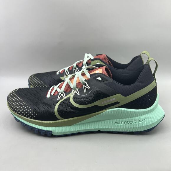 Nike Pegasus Trail 4 Running Shoes Men Size 11 Black Green Comfort Low Sneakers - Picture 3 of 8